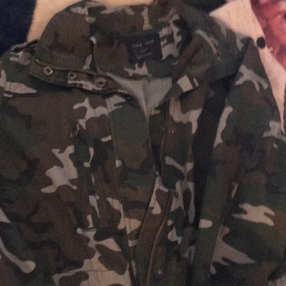 Jacket - Picture 1 of 7